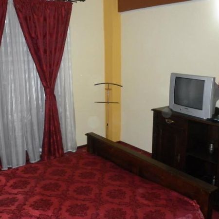 Hotel Ineul Rodna Exteriör bild